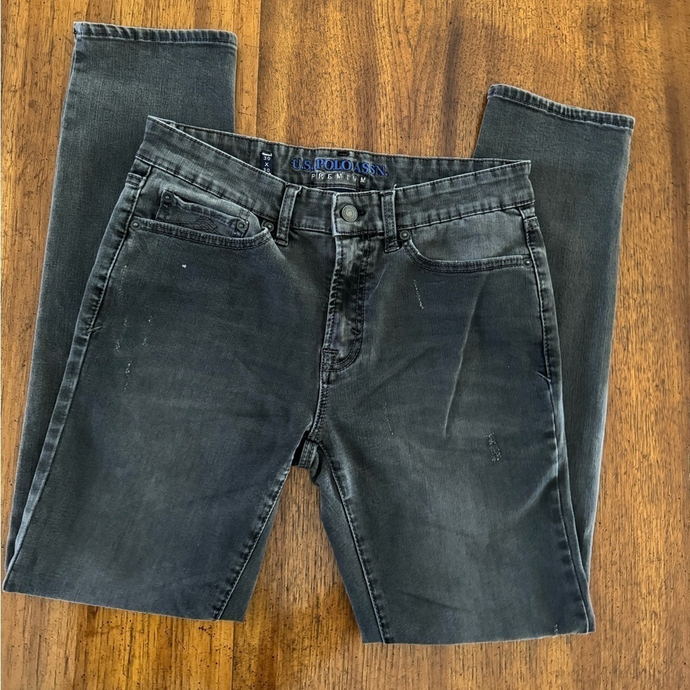 U.S. Polo Assn. Men's 5 Pocket Distress Design Dark Grey Distress Denim Sz 30x30